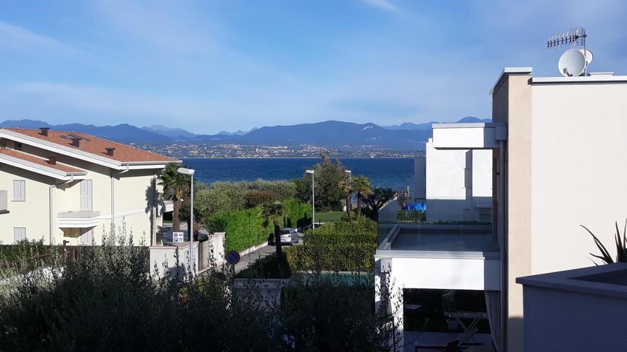 Villetta Daniela - A Due Passi Dalla Spiaggia Sirmione Exterior foto